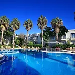 Mandarin & Ośrodek wypoczynkowy 5*