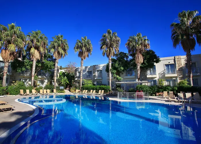 Mandarin & Semesteranläggning (resort) 5*