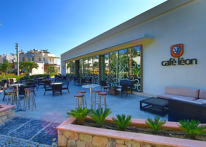 Mandarin & Semesteranläggning (resort) 5*