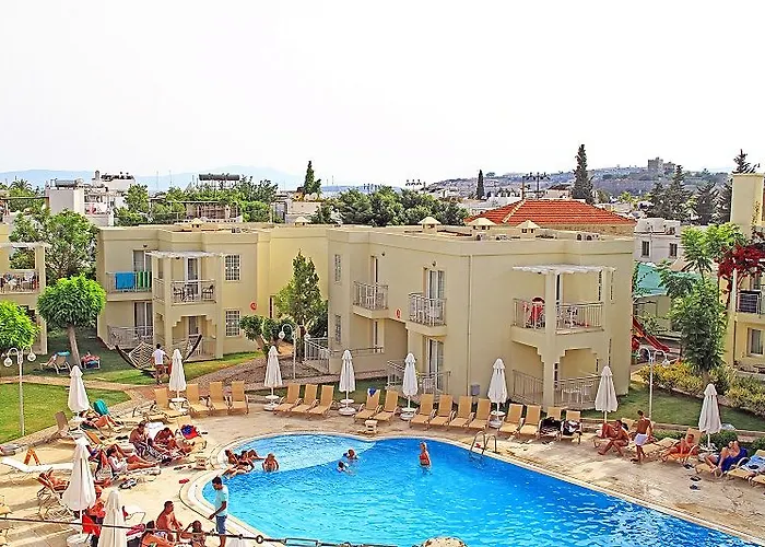 Mandarin & Semesteranläggning (resort)