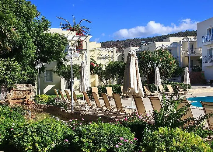 Mandarin & Semesteranläggning (resort) 5*