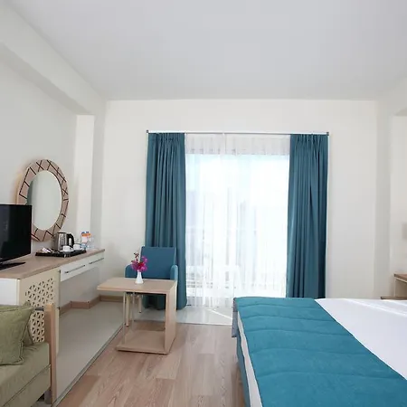 Mandarin & Ośrodek wypoczynkowy 5*