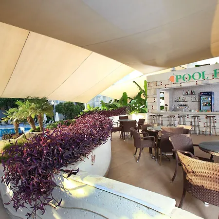 Курортный комплекс Mandarin &